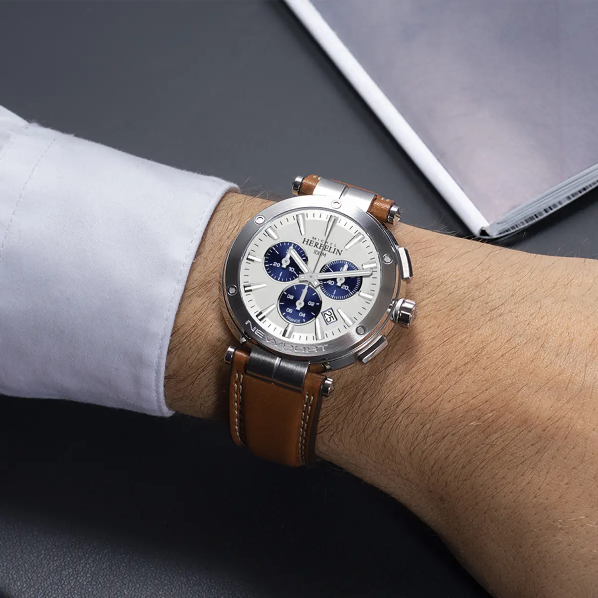 Herbelin - Newport Chrono (37688A42GD)