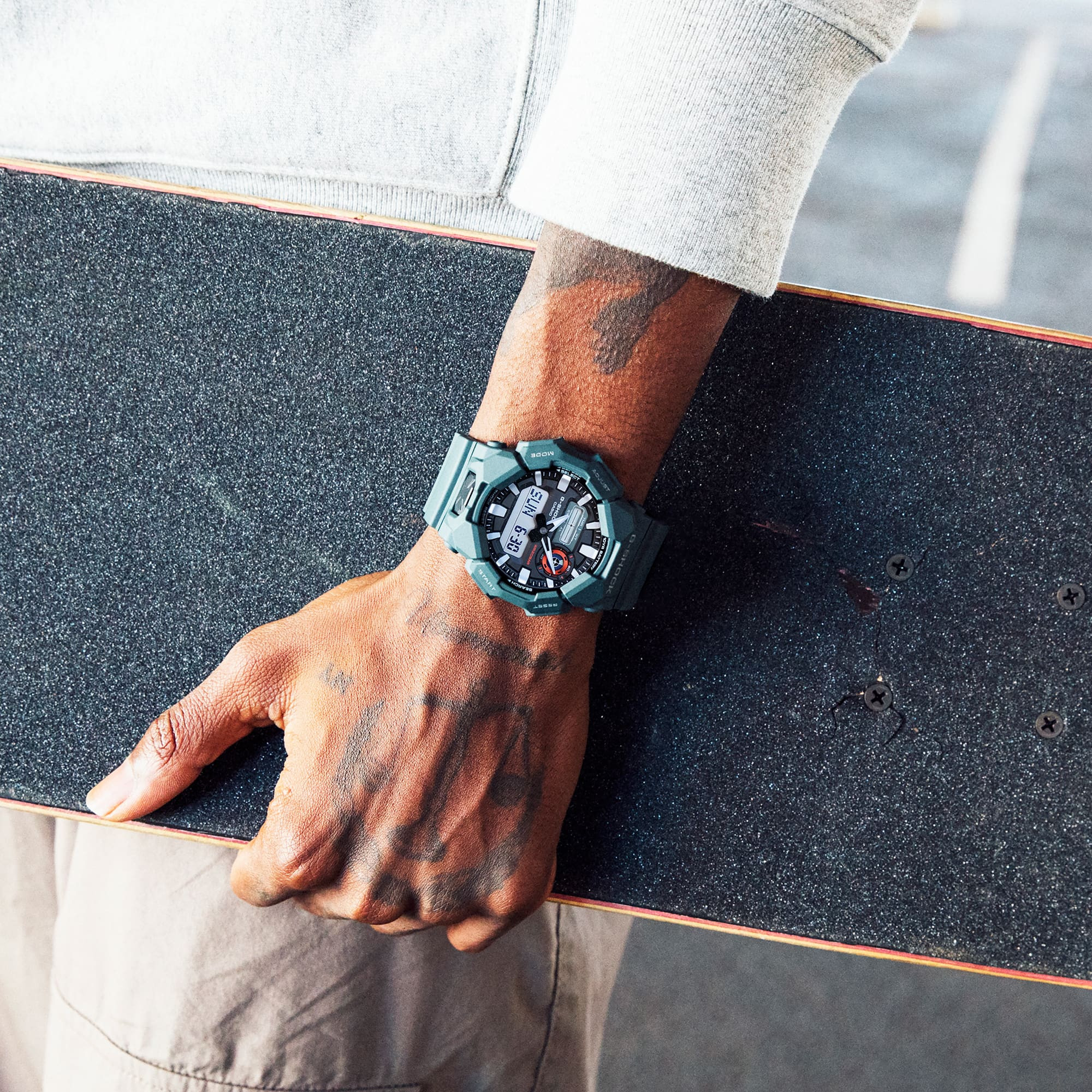 Casio - G-Shock (GA-010-2AER)