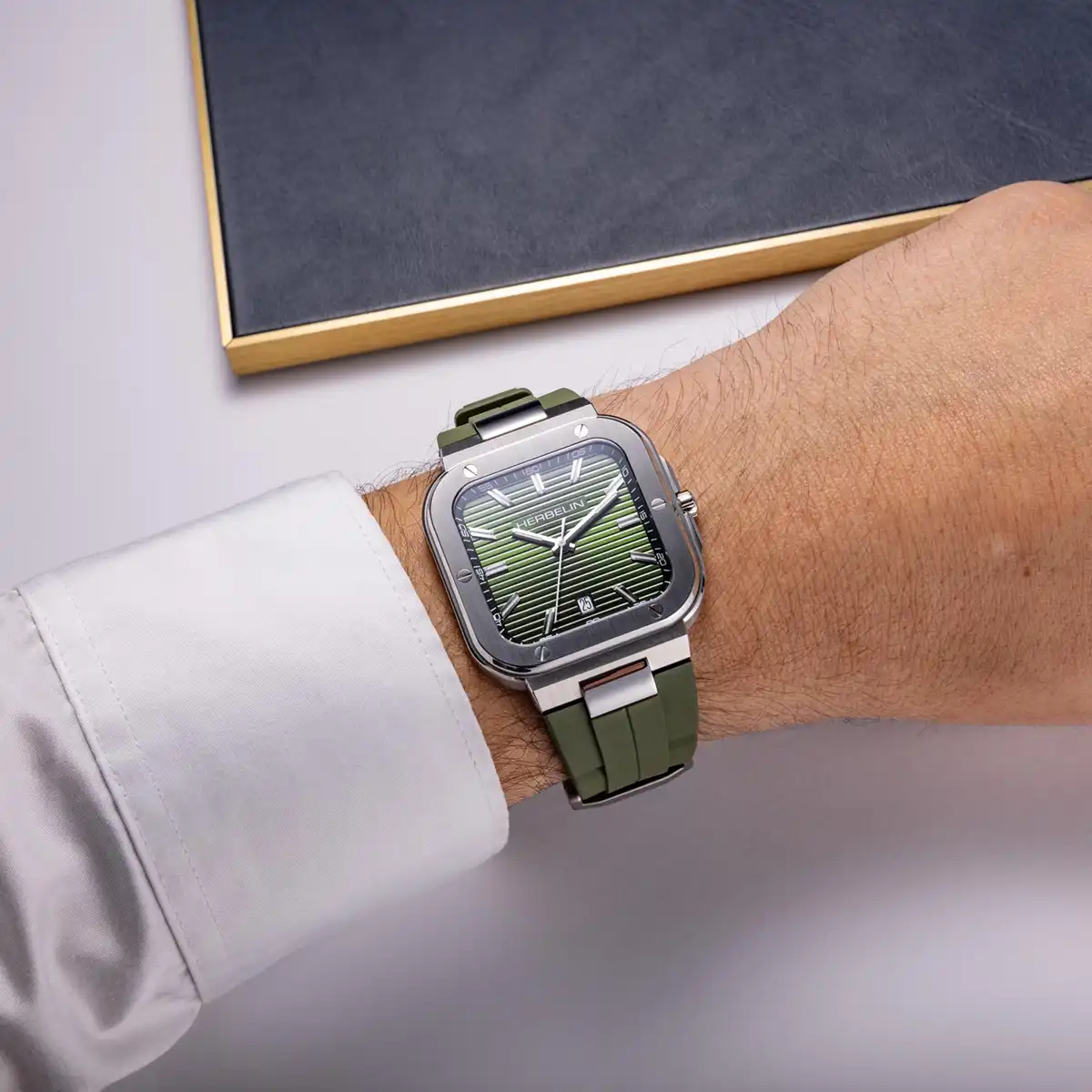 Herbelin - Cap Camarat Square et FKM Kaki Vert (12246A116CK)